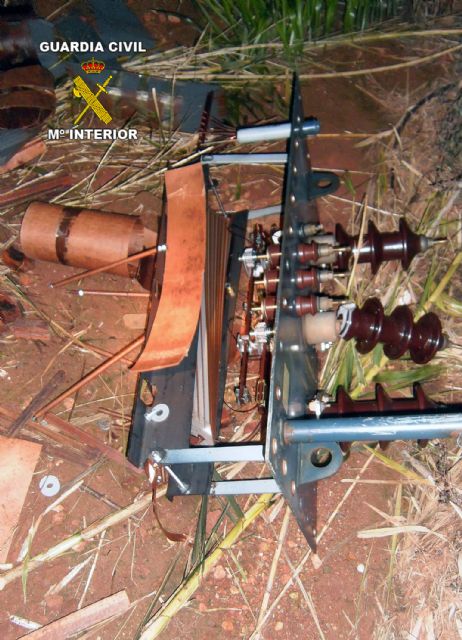 La Guardia Civil detiene a seis personas por la sustracción y comercio ilegal de cable de cobre - 3, Foto 3