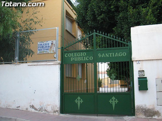 Información sobre el programa de Apoyo a la Educación Familiar en Edades Tempranas llevado a cabo en el C.E.I.P. Santiago, Foto 1