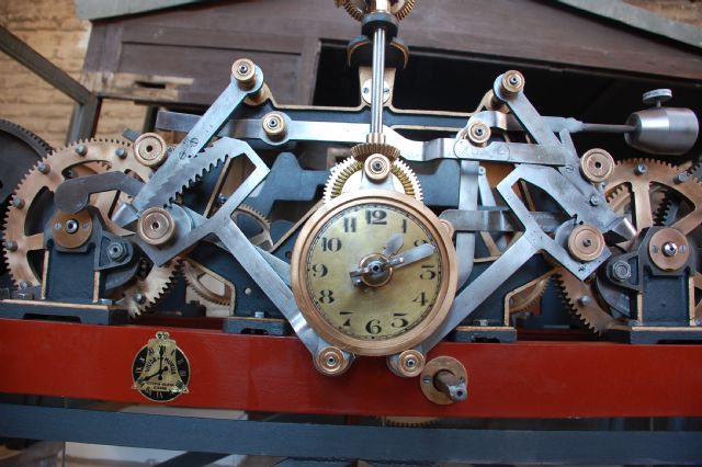 El reloj de San Lzaro, de 191, luce como nuevo gracias a la intervencin del Ayuntamiento de Alhama, Foto 1