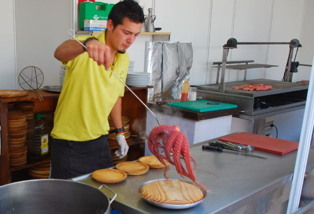 El Centro Gallego de la Región de Murcia rendirá homenaje a las Ferias Gastronómicas de Galicia que difunden su cultura por todo el mundo - 1, Foto 1