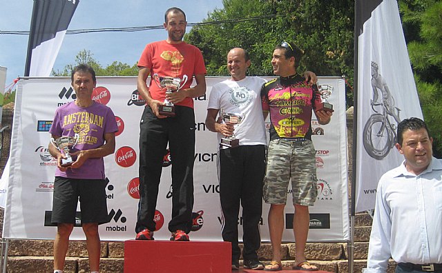 Ms de 220 corredores participaron en el VII memorial mtb Domingo Pelegrn - 7