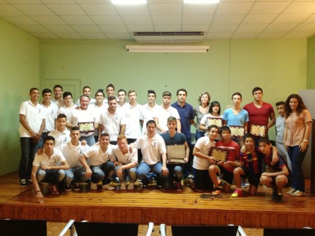 El ayuntamiento de Blanca entrega menciones especiales a los jóvenes deportistas más destacados - 1, Foto 1