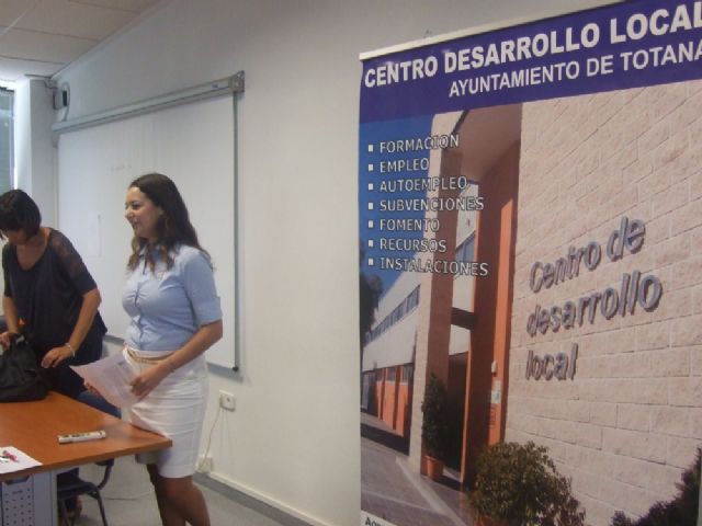 Un total de 36 usuarios participan en el curso de capacitación gratuito, Foto 6