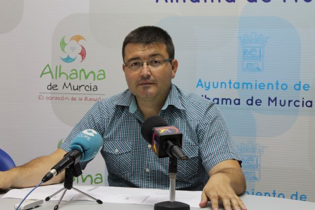 La Concejala de Obras y Servicios pide que se ample a dos años ms el plazo para que los vecinos afectados cambien los contadores de agua, Foto 1