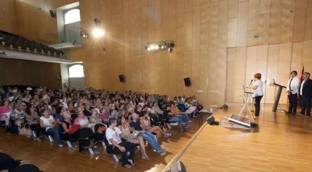 Jóvenes y mayores demostraron en la UPCT que sí se puede ser optimista - 4, Foto 4
