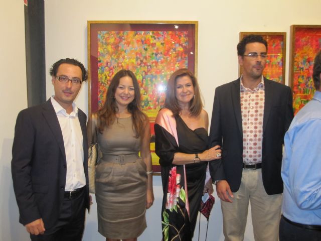 Autoridades municipales asisten a la inauguración de la exposición de Muher, en el Palacio del Almudí - 2, Foto 2
