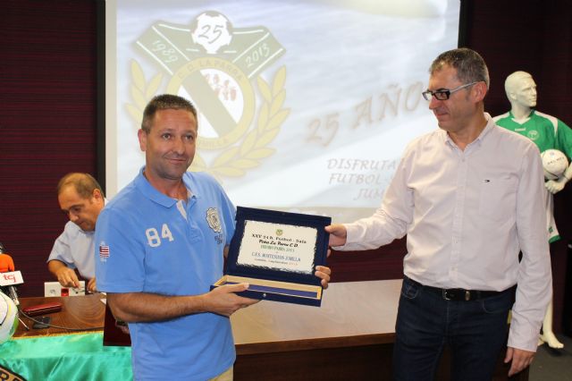 La Peña La Parra entrega al Ayuntamiento de Jumilla el premio especial 25 aniversario - 4, Foto 4