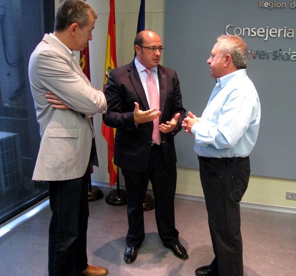 Pedro Antonio Sánchez subraya que con el esfuerzo de todos conseguiremos el gran objetivo de la creación de empleo - 1, Foto 1