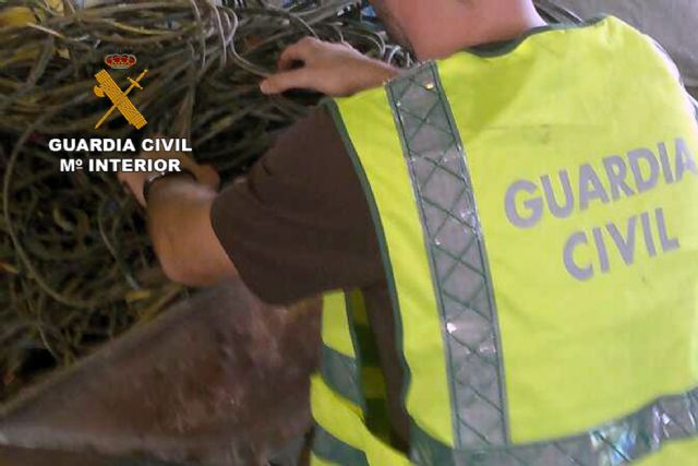 La Guardia Civil detiene a un grupo de jóvenes por la sustracción de cable de cobre de alumbrado público - 1, Foto 1