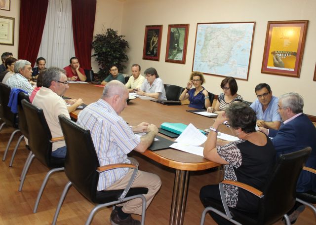 El Consejo Escolar Municipal se reúne con motivo del inicio del curso lectivo - 2, Foto 2