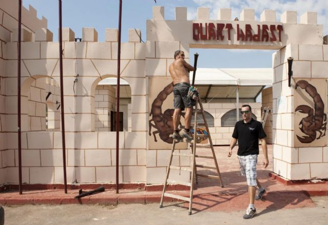 La alcaldesa visita los últimos retoques del campamento festero - 4, Foto 4