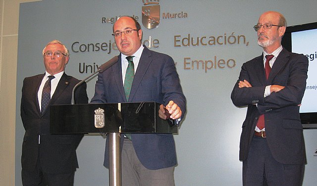 Educación impulsa que las universidades públicas refuercen su actividad en los sectores que actúen de motor de la sociedad regional - 2, Foto 2