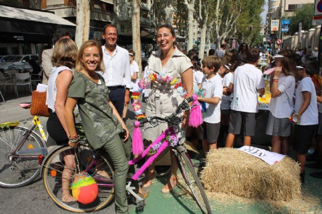 Los coches de Alfonso X ceden su espacio para disfrutar de actividades de ocio, talleres y concursos - 1, Foto 1