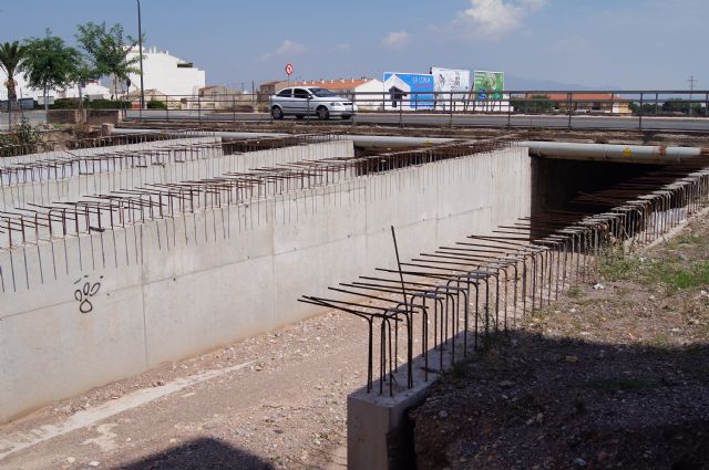 Se licitan las obras de ordenación de la N-340 para su transformación en vía urbana a su paso por la rambla de La Santa y ampliación del puente existente, Foto 1