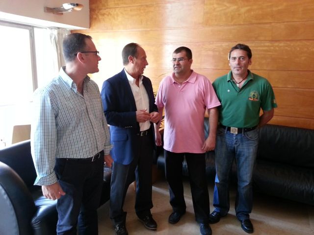 Moya-Angeler recibe a la Asociación de Reservistas y Veteranos de las Fuerzas Armadas Españolas - 1, Foto 1