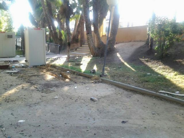 IU-Verdes propone cambiar las casetas de la feria de El Malecón para preservar el entorno del jardín botánico - 4, Foto 4