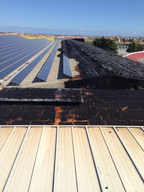 Controlado y sin daños personales el incendio de IFEPA - 2, Foto 2