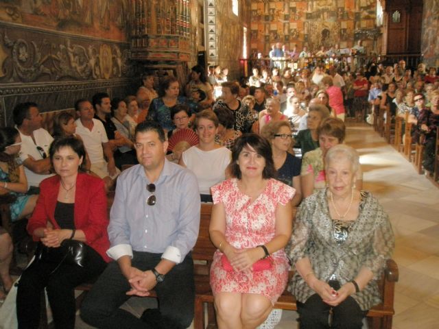 City officials attending the celebrations of Solidarity Meeting IX Friends and Patients with Alzheimer, Foto 2