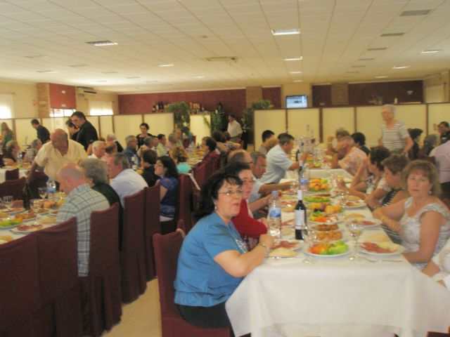 Autoridades municipales asisten a los actos conmemorativos del IX Encuentro Solidario de Amigos y Enfermos de Alzheimer, Foto 7