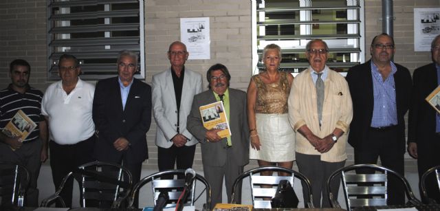 El libro Historia e imágenes imborrables de San Pedro del torreño José Martínez, presentado - 2, Foto 2