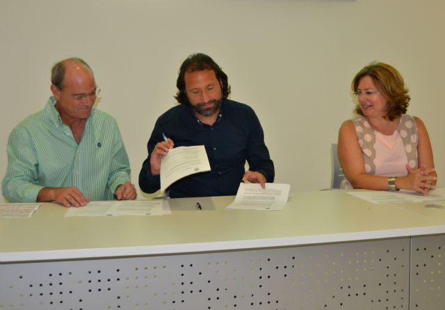 La EFB Pinatar suscribe un convenio con el Valencia CF para la formación de sus jugadores - 2, Foto 2