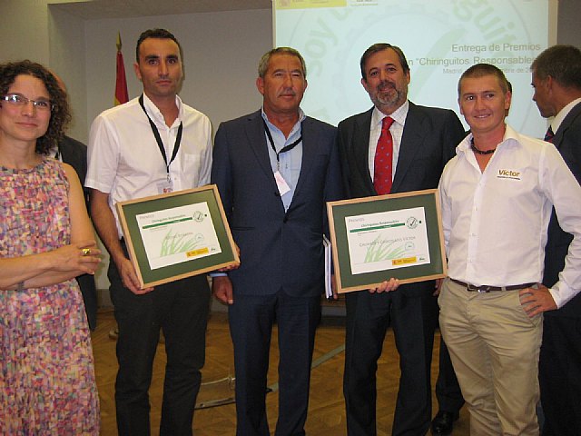 La Fundación Biodiversidad premia las iniciativas de dos chiringuitos de San Pedro del Pinatar para preservar el litoral - 1, Foto 1