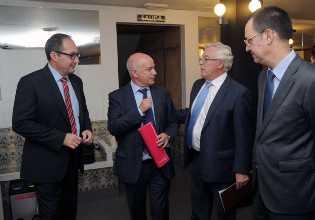 La Universidad de Murcia saca la ciencia de sus laboratorios a la calle en La Noche de los Investigadores - 2, Foto 2