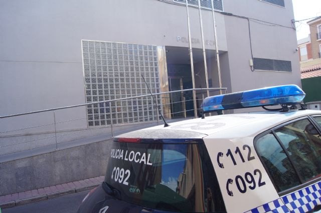 Arrested eight people for a brawl occurred in the interior of a hotel establishment, Foto 1