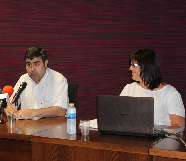 Los actos de la semana Intercultural continúan hoy con la charla Un poco de historia de Jumilla a cargo de Ángel Francisco Cutillas - 1, Foto 1