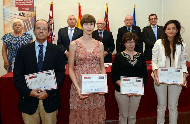 La Fundación Robles Chillida financia con 30.000 euros proyectos de investigación de la Universidad de Murcia - 1, Foto 1