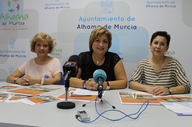 El Ayuntamiento de Alhama homenajea a la mujer rural creando la primera jornada dedicada a ella, Foto 1