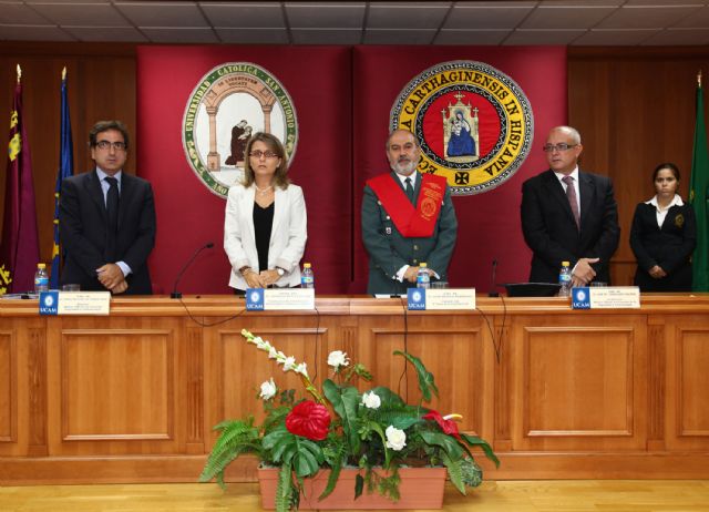 El coronel José Ortega apadrina la III promoción del Máster Oficial en Ciencias de la Seguridad y Criminología - 1, Foto 1