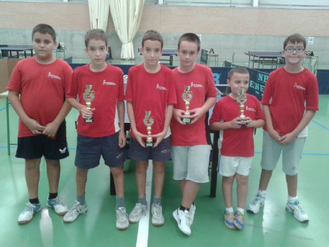 6 Trofeos para los jugadores del Club Totana T.M. en el Open Ciudad de Mula celebrado esta pasado fin de semana en el Pabellón Javi García., Foto 1