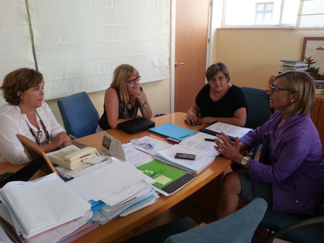 Pelegrín se reúne con miembros de FAMDIF - 1, Foto 1