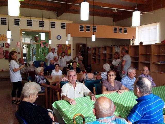 Los centros de día de Los Dolores y El Algar celebraron juntos el Día Mundial del Alzheimer - 3, Foto 3