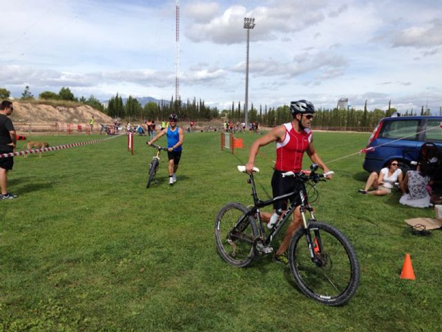 Los torreños Antonio Guerrero y Araceli Cánovas brillan en el primer triatlón del municipio - 5, Foto 5