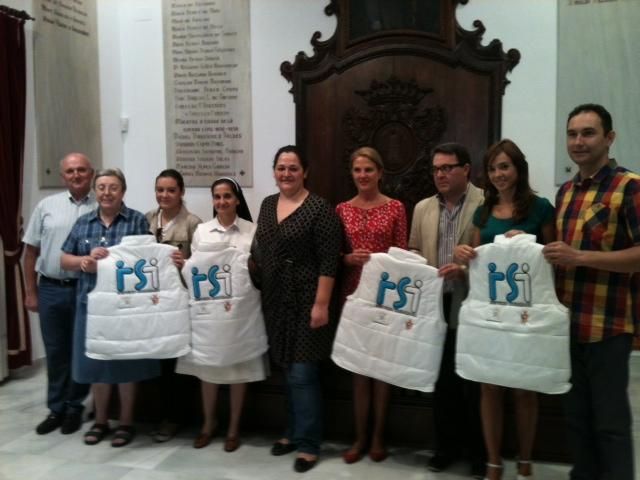 Un centenar de estudiantes lorquinos ayudarán en Cáritas, Cruz Roja, AEMAIII, Alzheimer Lorca, la Residencia de San Diego y la guardería San José de Calasanz - 1, Foto 1