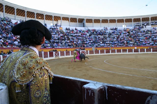 La II Fase de la rehabilitación de la Plaza de Toros dará empleo a 30 personas mayores de 25 años - 1, Foto 1