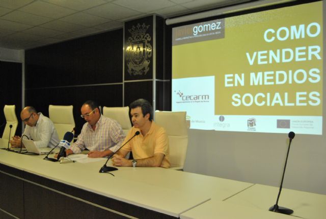 Más de 100 personas se interesan por  la promoción comercial en redes sociales - 1, Foto 1