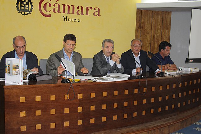 Cerdá afirma que la reforma de la Política Agraria Común ha avanzado en muchos aspectos respecto a la propuesta inicial - 1, Foto 1