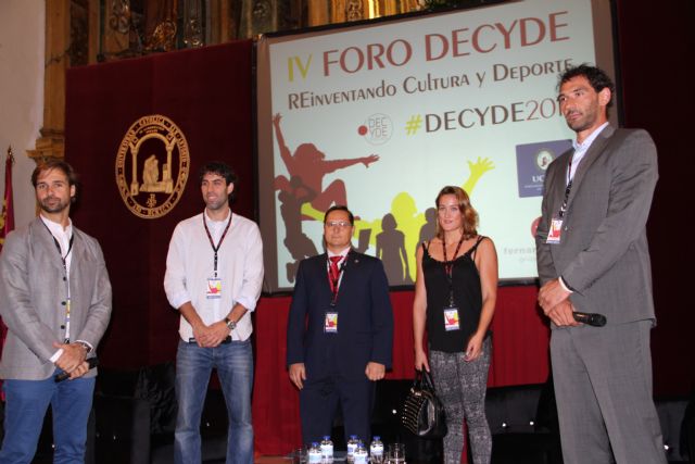 Mireia Belmonte: Tengo claro que debo tener una formación académica - 1, Foto 1