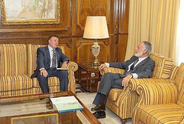 El presidente de la Mancomunidad del Taibilla agradece el apoyo institucional de la Asamblea Regional de Murcia - 1, Foto 1