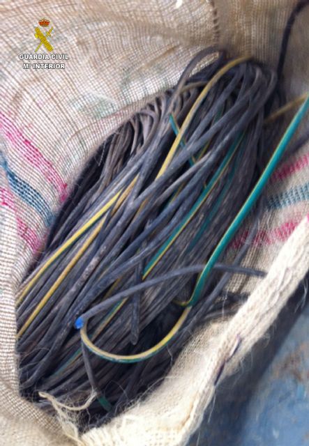 La Guardia Civil detiene a cuatro personas por la sustracción de cableado de cobre de alumbrado público en Cartagena - 4, Foto 4