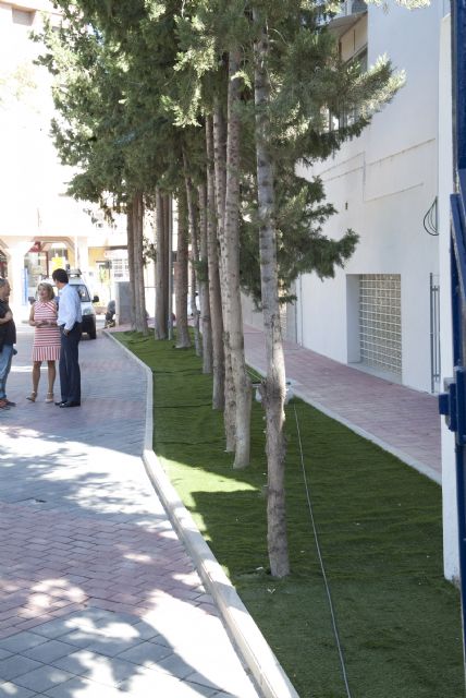 El Auditorio Municipal se renueva con pintura, remodelacin de aseos y otras actuaciones, Foto 1