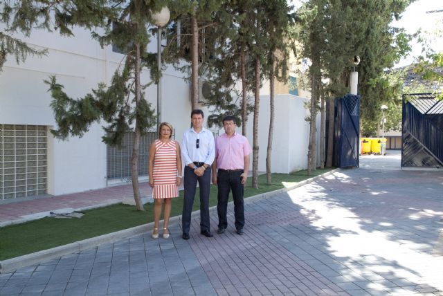 El Auditorio Municipal se renueva con pintura, remodelacin de aseos y otras actuaciones, Foto 2