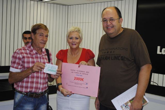 Las peñas torreñas entregan su premio de 2.000 euros de las Fiestas Patronales - 3, Foto 3