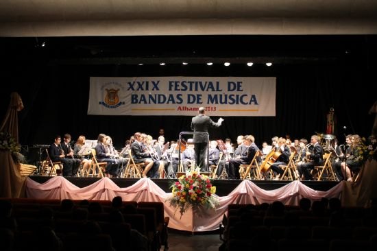 La Agrupación Musical de Alhama celebró su XXIX Festival de Bandas de Música, Foto 1