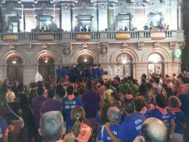 Un inicio de las fiestas de records - 1, Foto 1