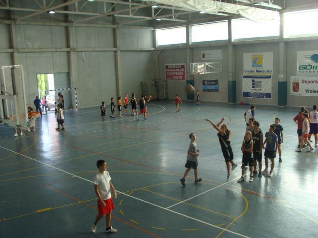 Jairis se impone a Elicroca en el Torneo de Baloncesto de los Juegos - 1, Foto 1