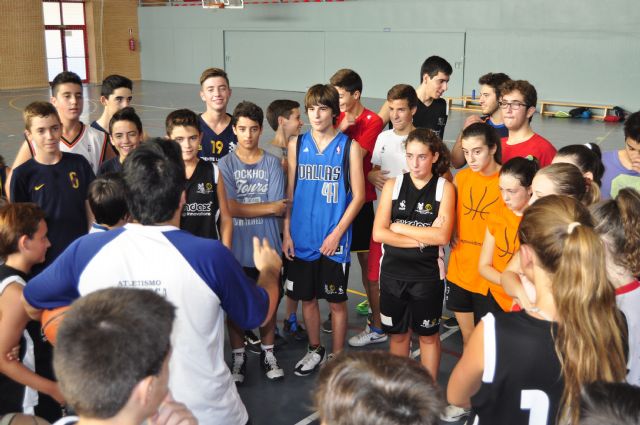 Jairis se impone a Elicroca en el Torneo de Baloncesto de los Juegos - 2, Foto 2